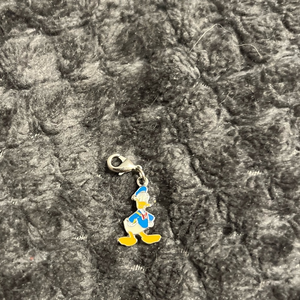 Like new Disney Donald Duck charm for bracelet